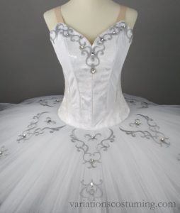 Read more about the article Aurora Wedding Tutu